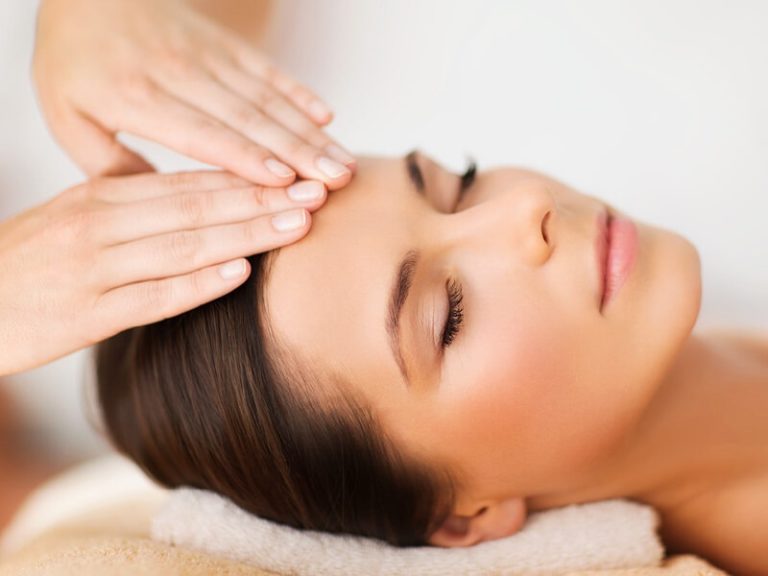 Beauty Home Remedies and Homemade Cosmetics For Natural Glow