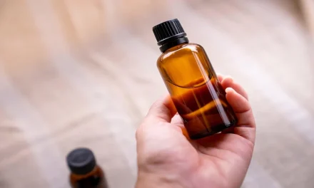 Fresh Fragrance Oil vs Essential Oil Insights Clarify Common Ingredient Confusion